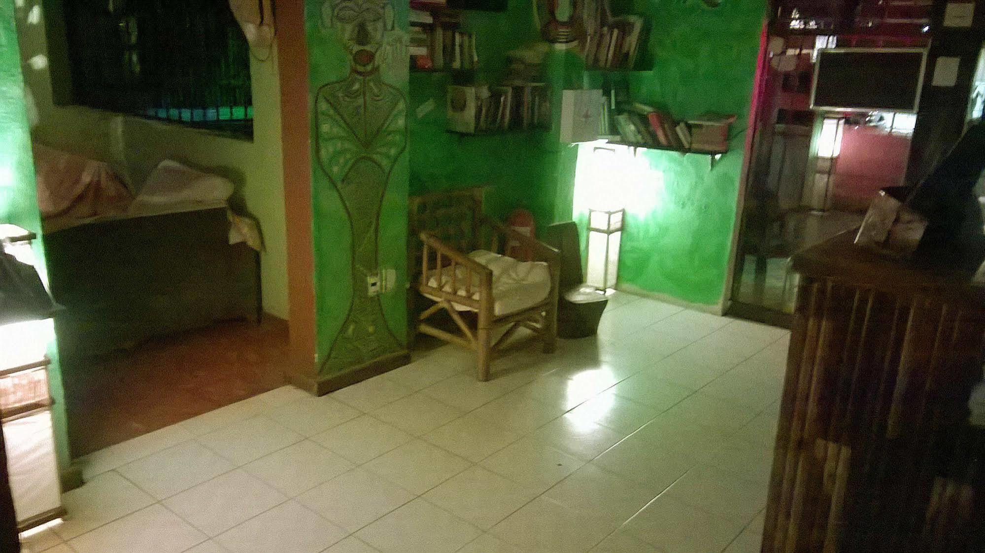 Mayan Hostel Cancún Esterno foto