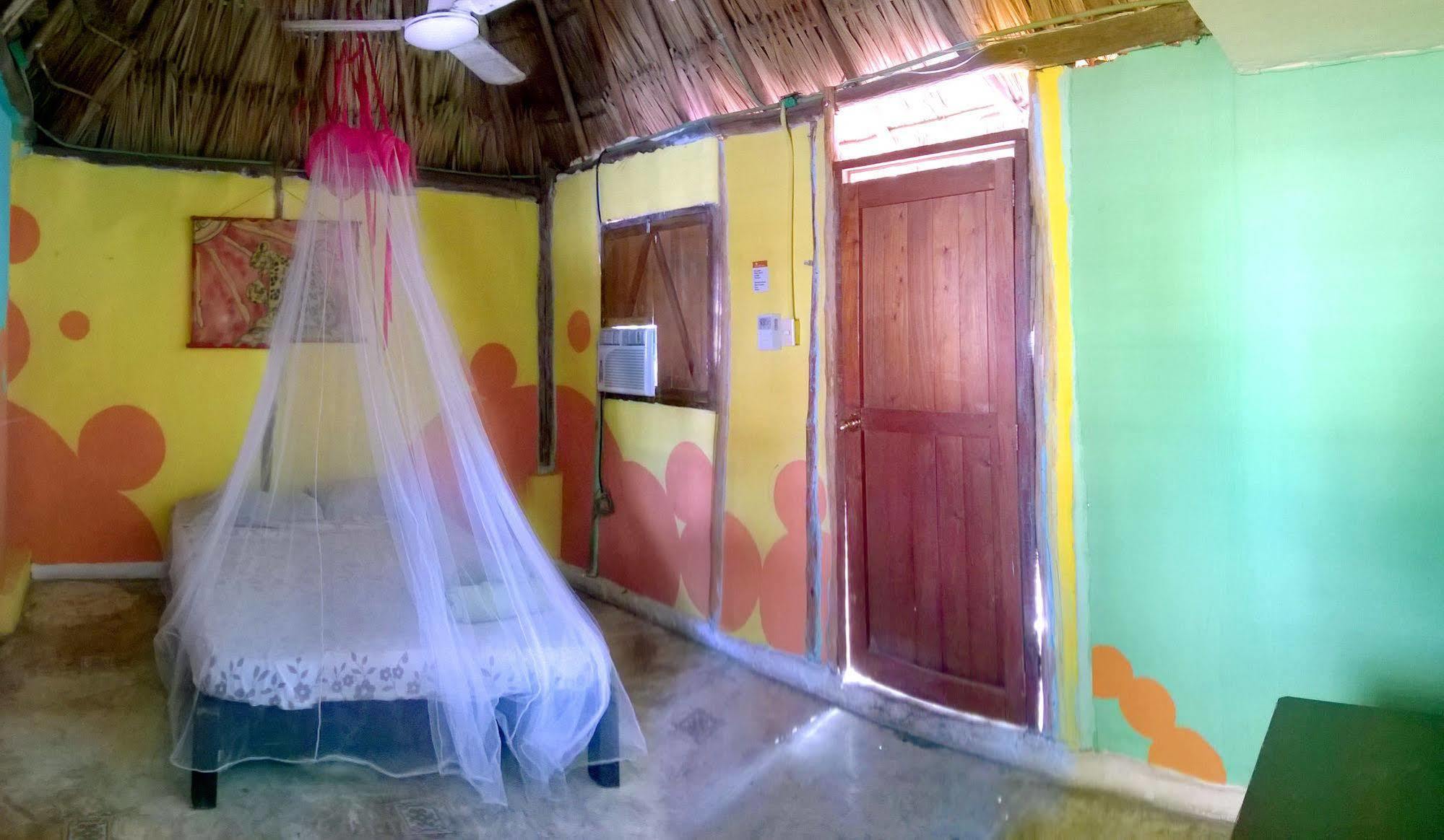 Mayan Hostel Cancún Esterno foto
