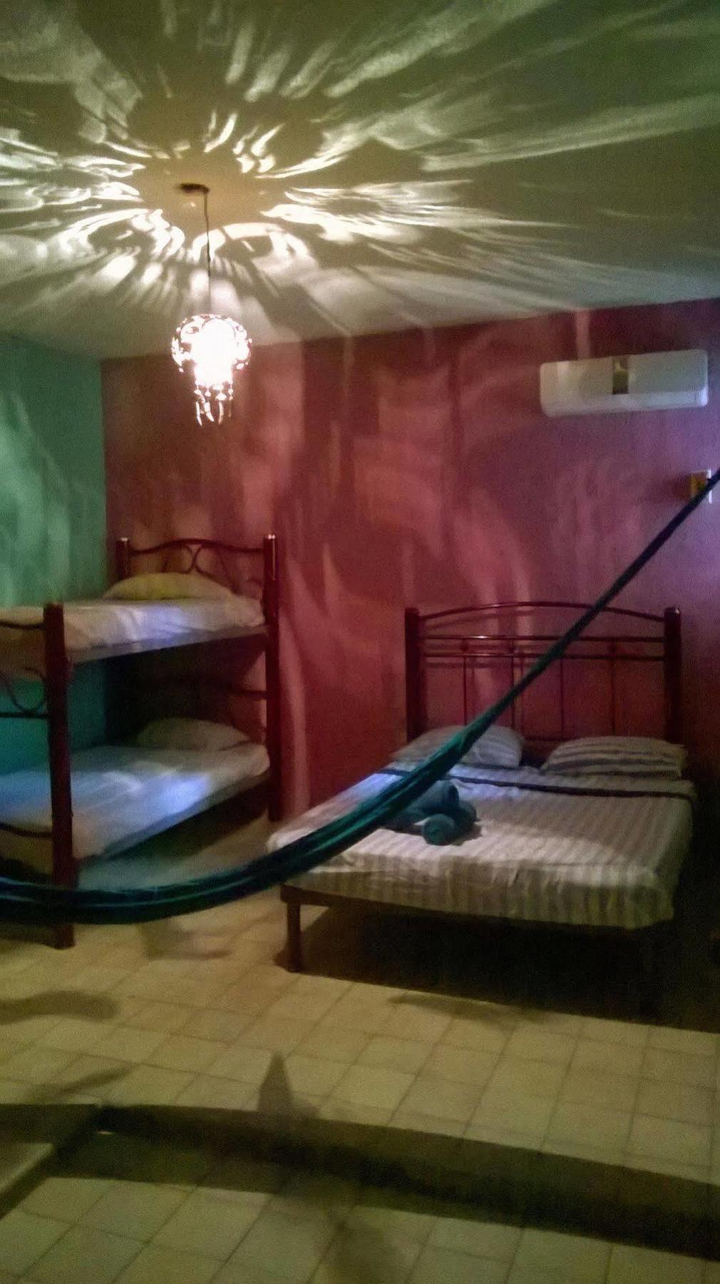 Mayan Hostel Cancún Esterno foto