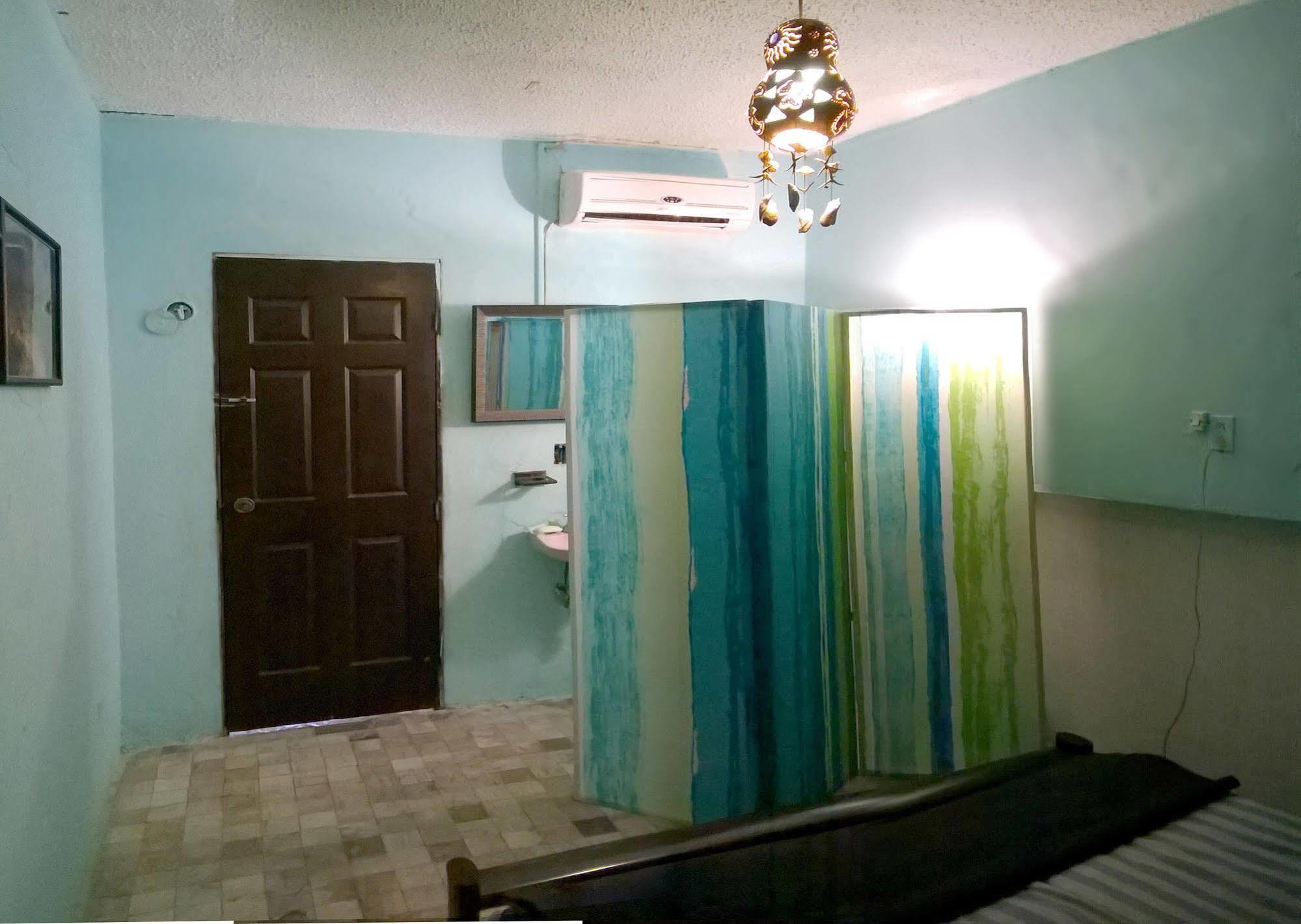 Mayan Hostel Cancún Esterno foto